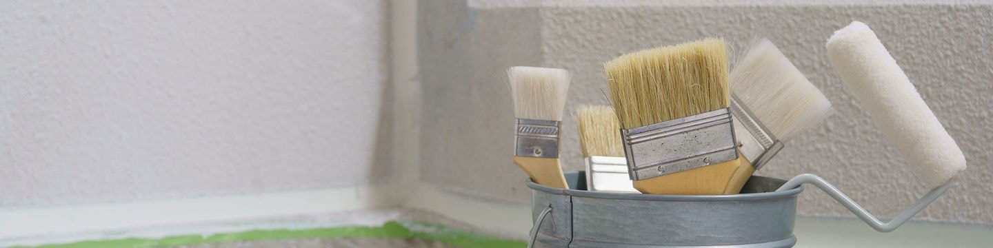 刷毛やローラーなど塗装道具のイメージ画像